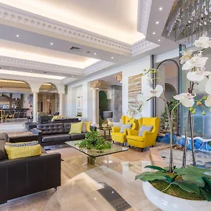 4* Aparthotel Luna Da Oura